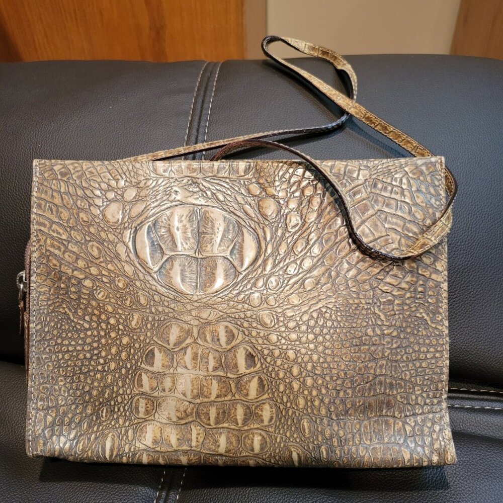 LEATHER CLUTCH BAG - Picture 2 of 2
